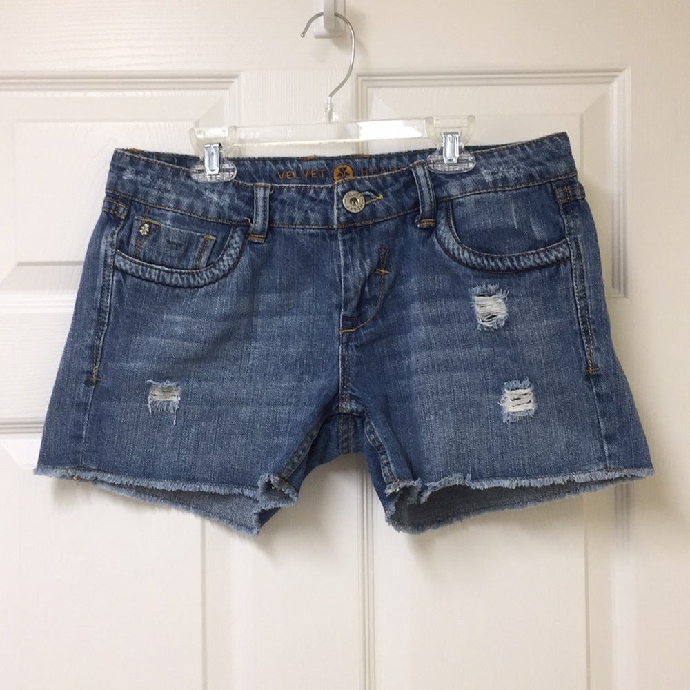 Velvet Heart Distressed Denim Shorts Size 28